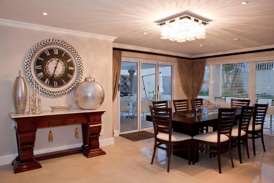 Forest Manor Boutique Guesthouse Umhlanga Bagian luar foto