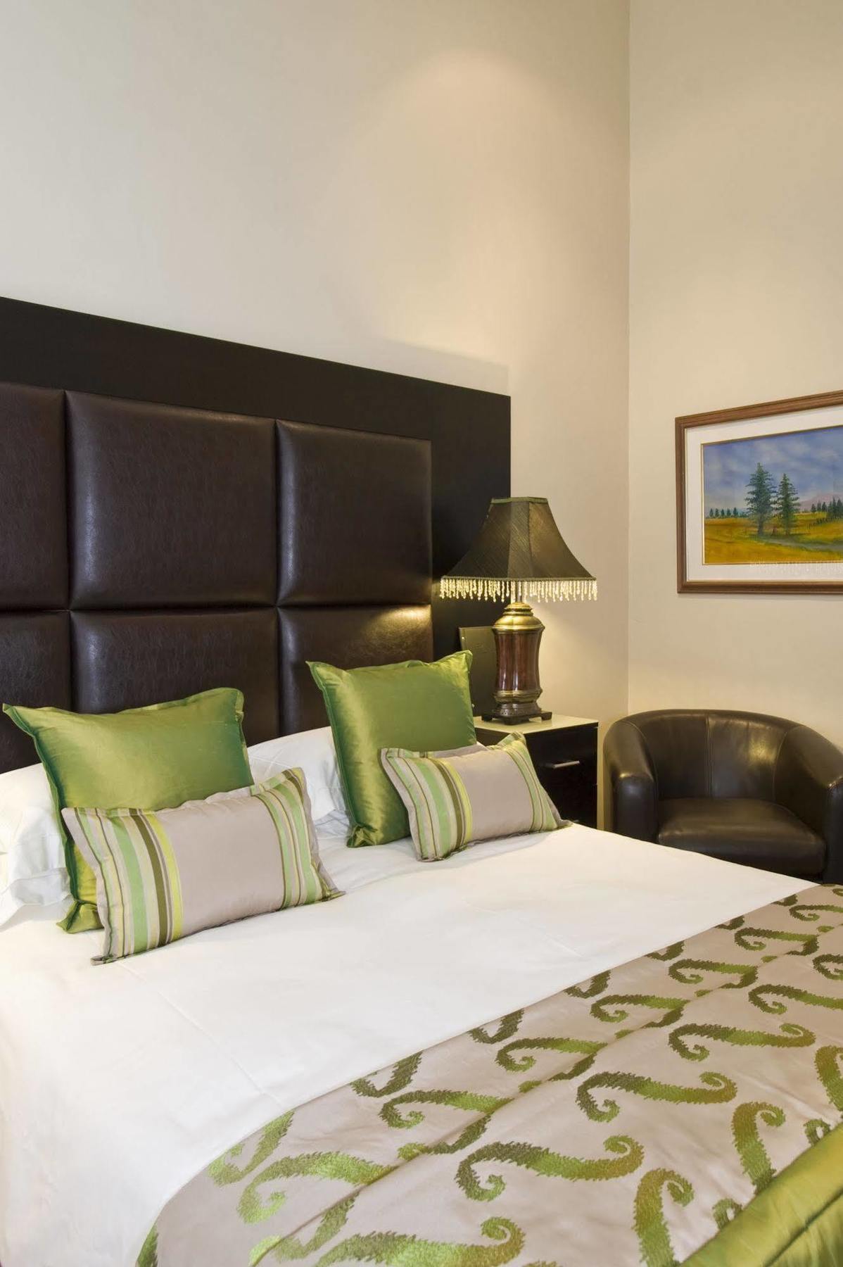 Forest Manor Boutique Guesthouse Umhlanga Bagian luar foto