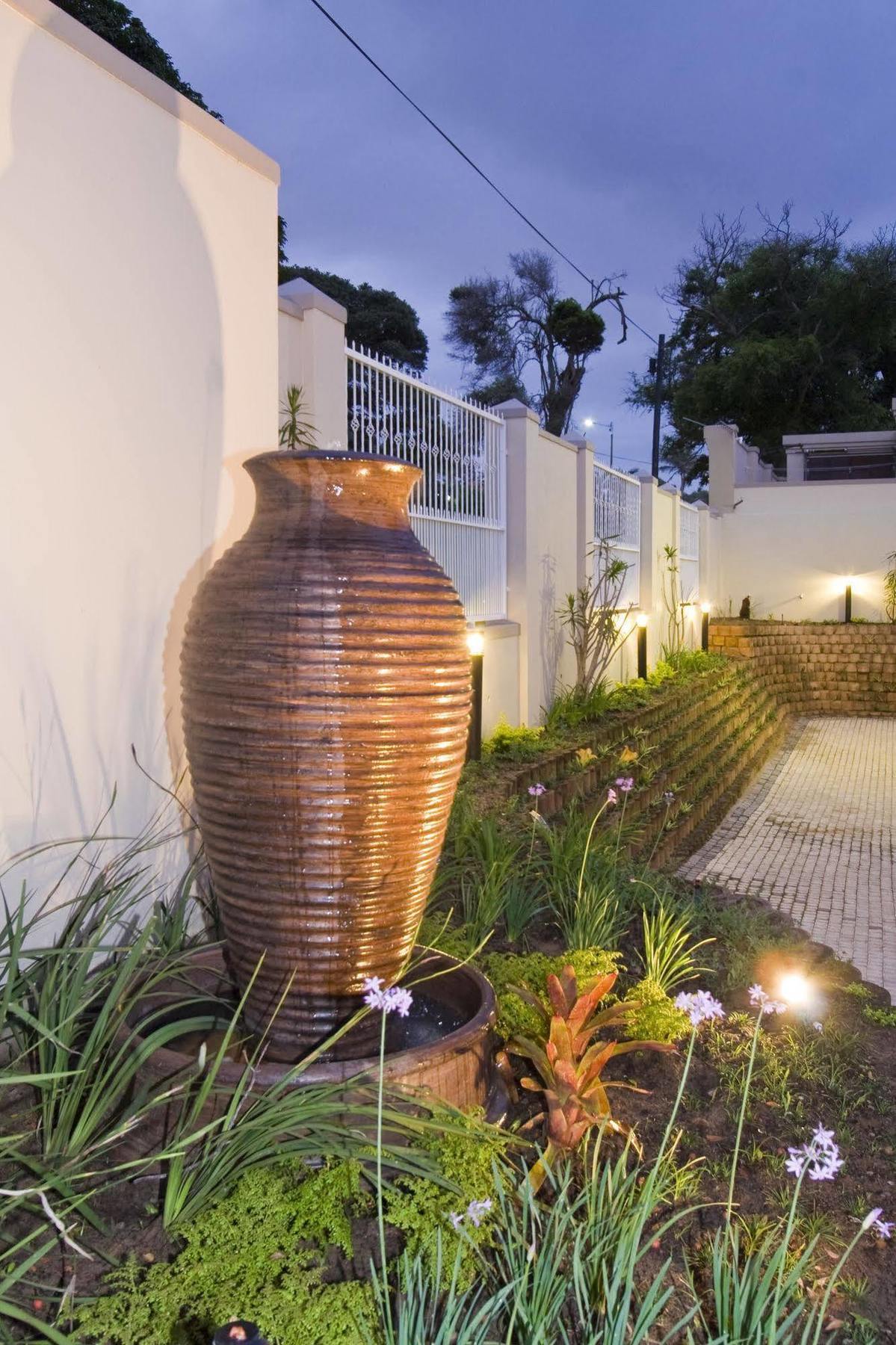 Forest Manor Boutique Guesthouse Umhlanga Bagian luar foto
